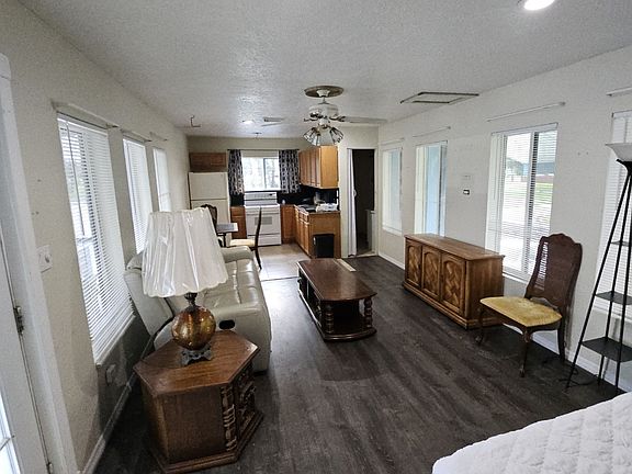3rd image of 5354 10th Ave N #1