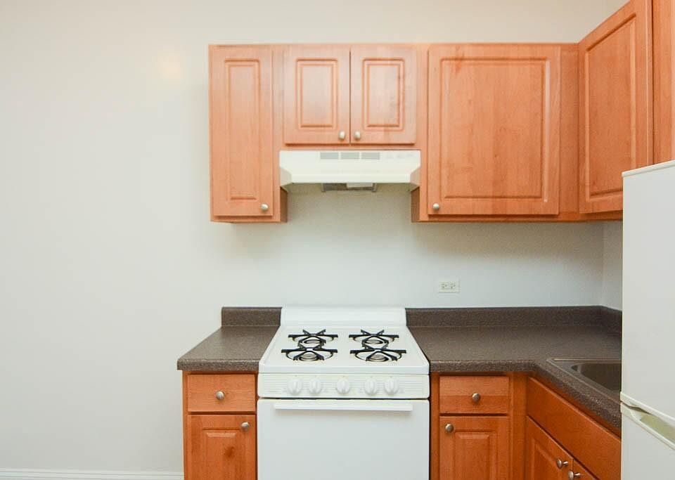 1st image of 1742 N Humboldt Blvd APT 205