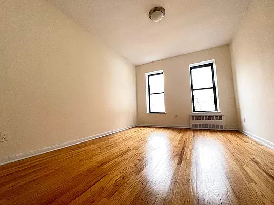 Rented by Bond New York | media 2