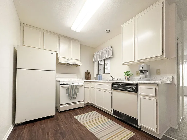 Azul Apartments — Photo 18