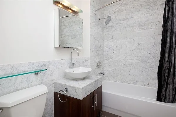 Sold by Level Group | media 5