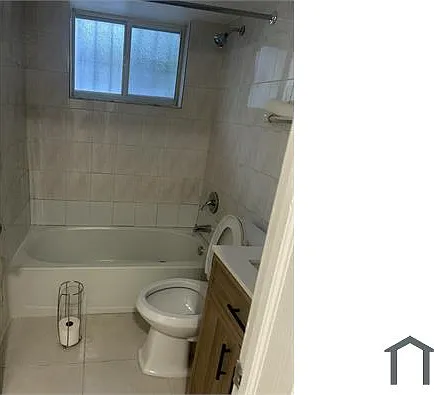 6828 NW 6th Ave — Photo 5