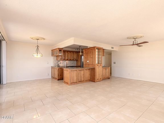 3rd image of 2828 N Atlantic Ave APT 1005