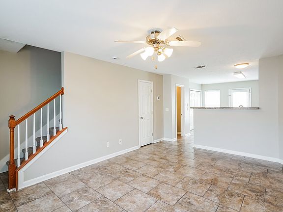 5th image of 8013 Logan Dr