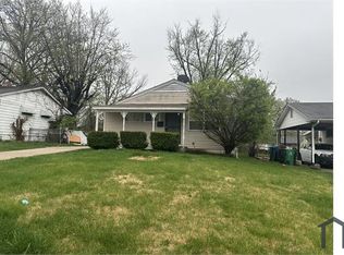 214 Ben Nevis Rd, Saint Louis, MO 63137