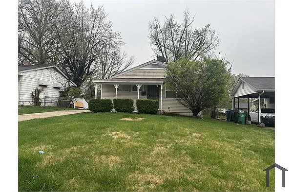 214 Ben Nevis Rd photo 1