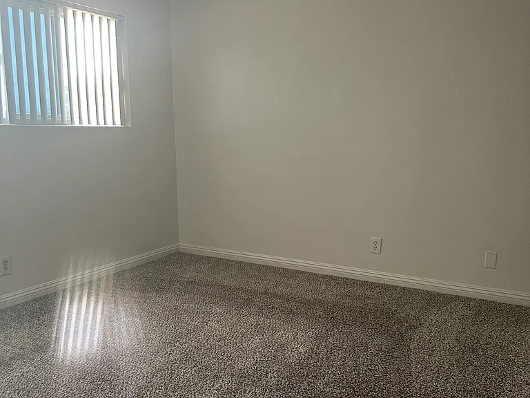 12048 Downey Ave #T — Photo 9