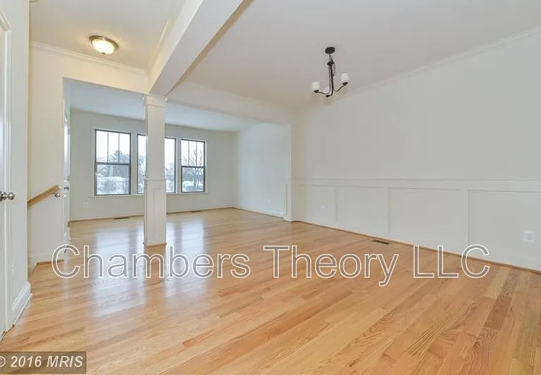 220 Natural Ter SW — Photo 3