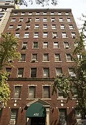 155 East 73rd Street in Lenox Hill