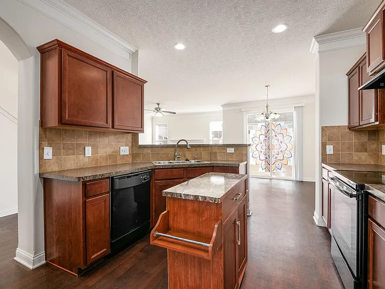 265 Linda Lee Ln — Photo 19