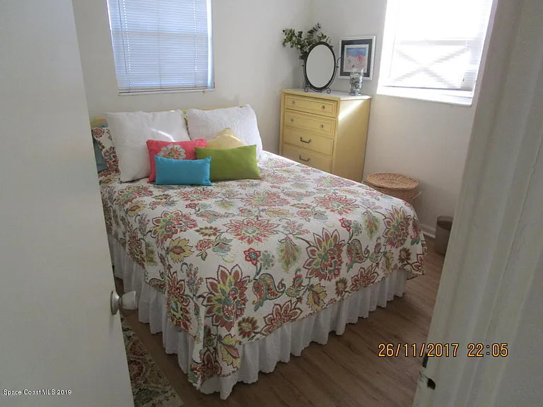 424 Johnson Ave #8 — Photo 4