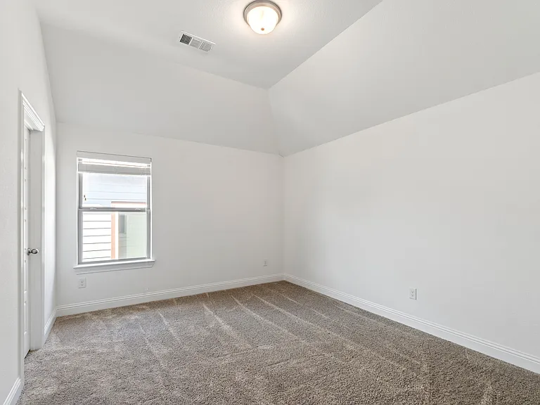 2614 High Bluff Dr — Photo 27