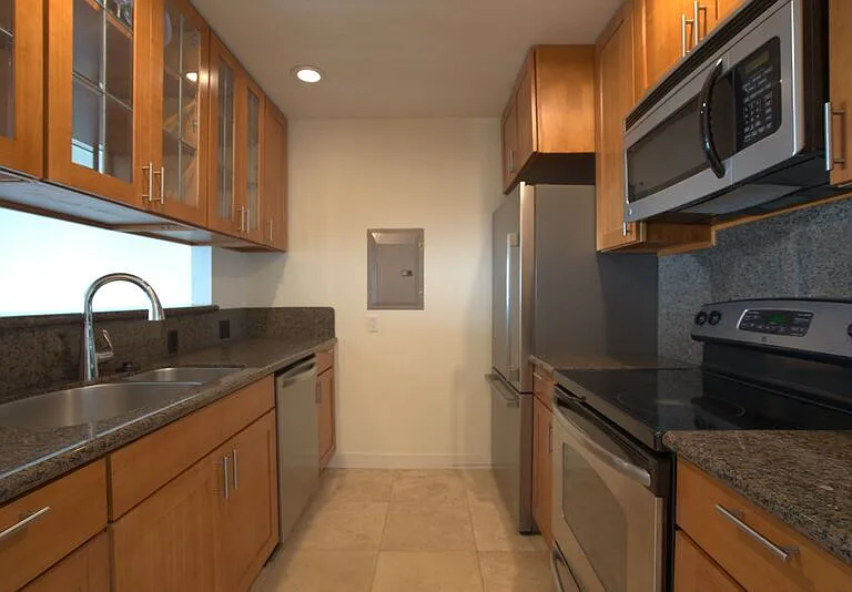 6401 Lake Washington Blvd NE #303 — Photo 6
