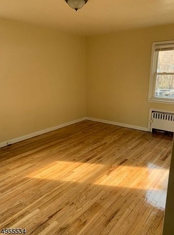 2nd image of 559 Norwood St APT 1
