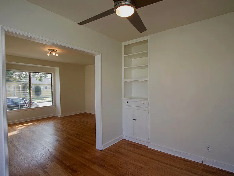 1730 Lake St — Photo 7