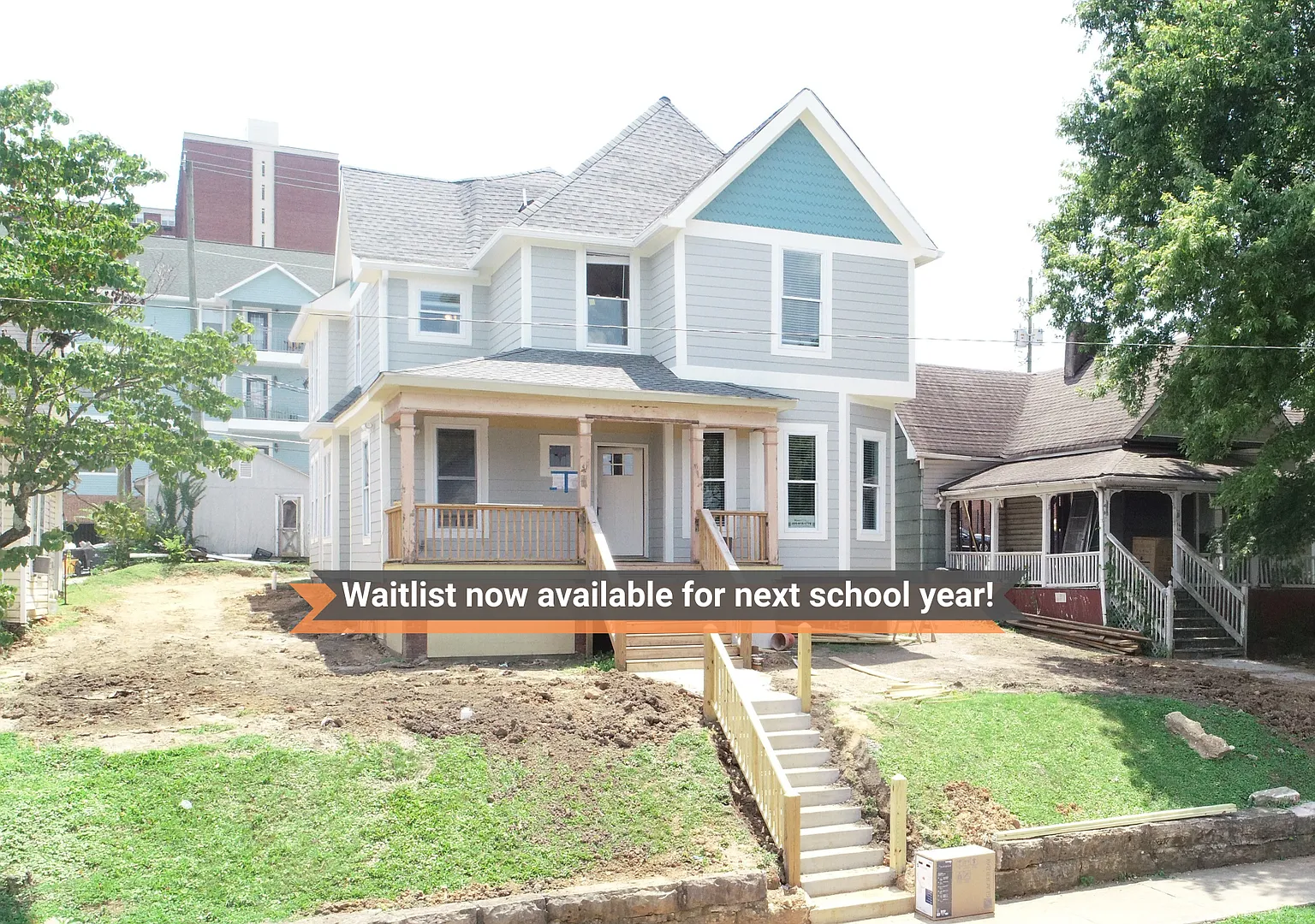 Waitlist for Aug2027Jul2028 Now Open! | 5BR/4BA Duplex in Fort Sanders | Walk to UTK — Photo 1