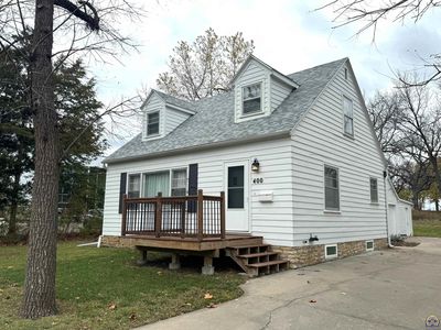 400 SW 24th St, Topeka, KS, 66611