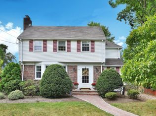 14 Highland Rd, Glen Rock, NJ 07452
