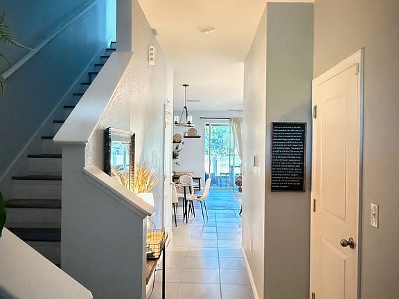 4th image of 857 Lucent Sands Ct