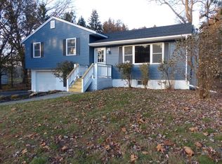 141 Rothenburgh Rd, Poughkeepsie, NY 12603