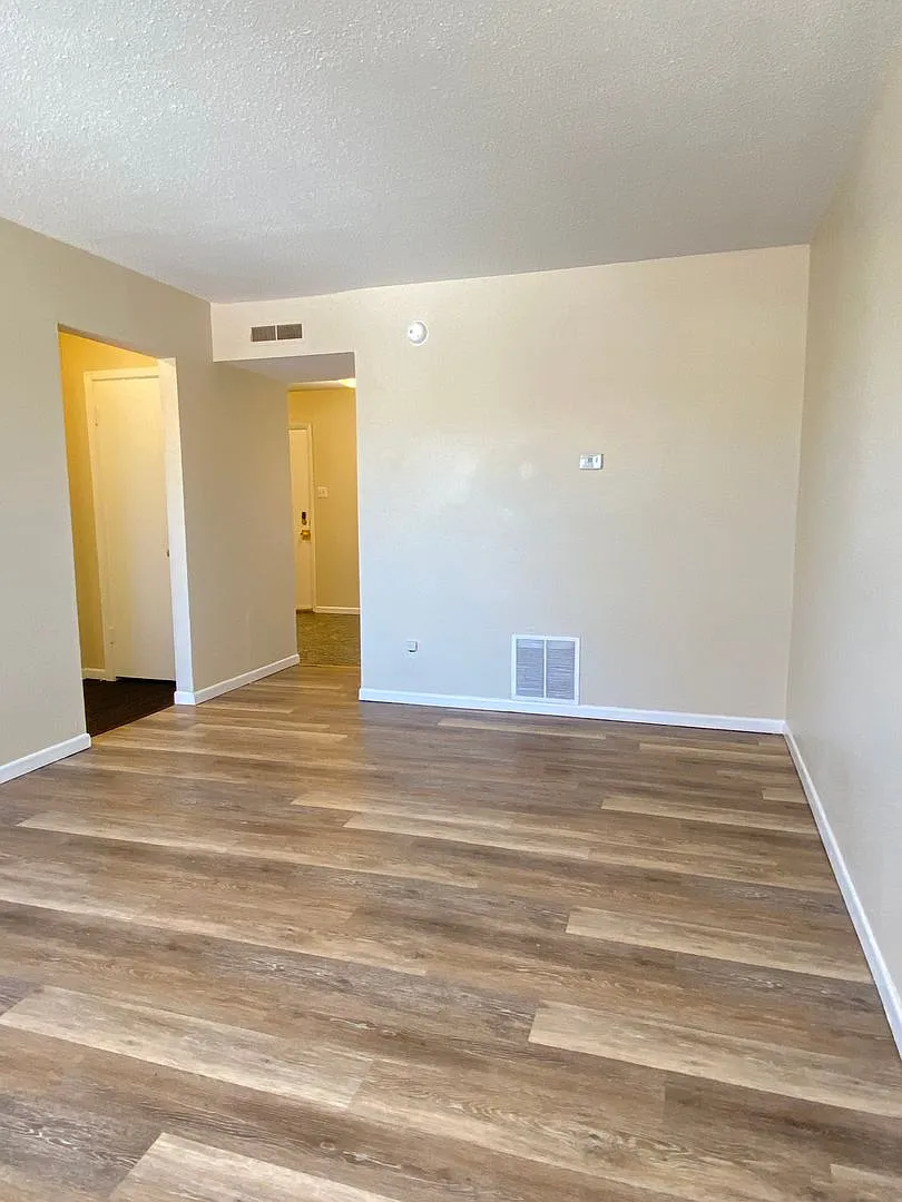 3379 SW Brendan — Photo 1