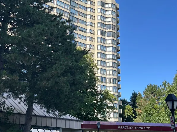 1320 Islington Ave #2506, Toronto, ON M9A 5C6