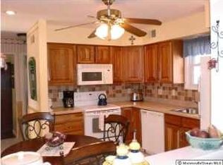 308 Green Acres Rd, Manchester, NJ 08759