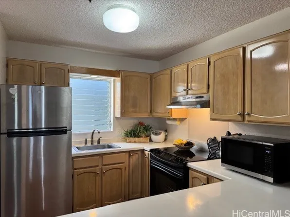 95-1050 Makaikai St APT 10B, Mililani, HI 96789