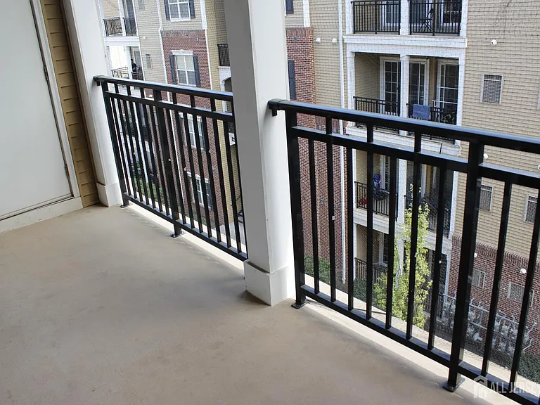 446 Micali Way — Photo 36