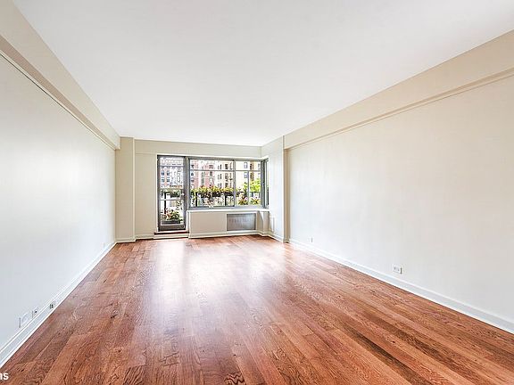 3rd image of 715 Park Ave #9E