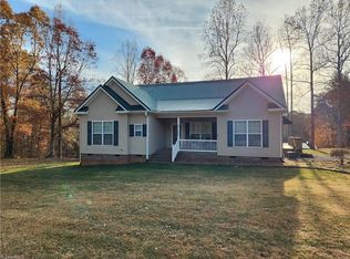 1724 Helton Rd, Yadkinville, NC 27055