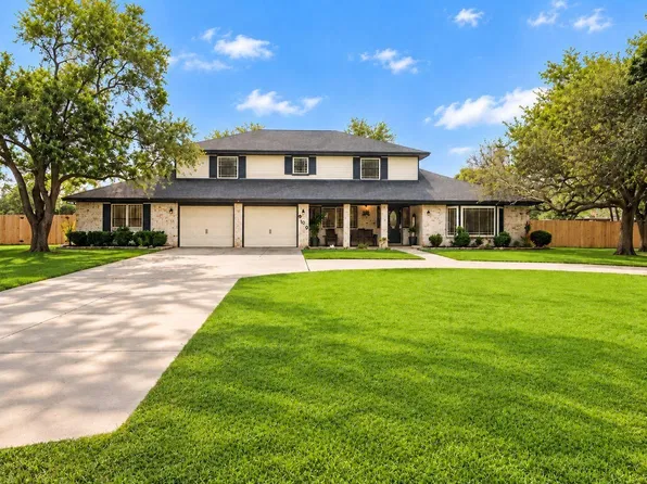 603 Bingham Rd, Victoria, TX 77904
