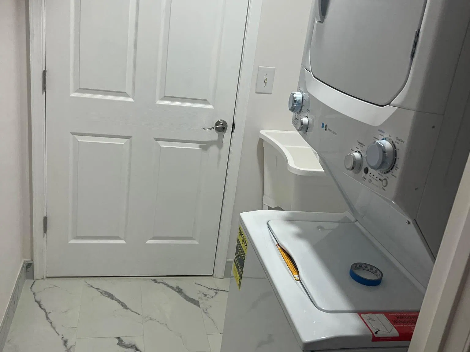 2 bed, 1.5 bath, 1200 sqft, $2,300 — Photo 2