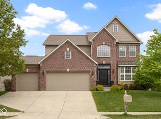 11872 Traymoore Dr, Fishers, IN 46038