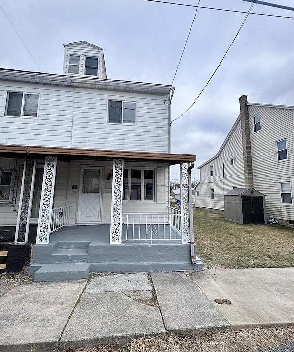 1st image of 709 Summit Hill Rd