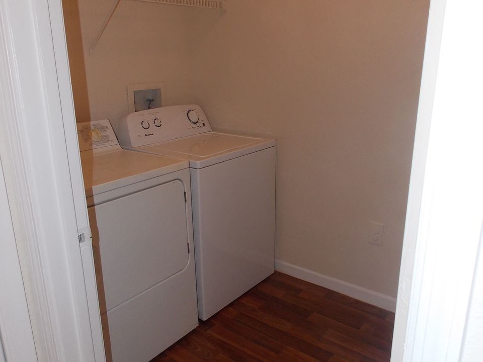 Photo of similar apartment