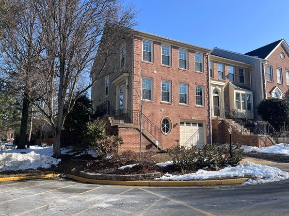 8110 Meadow Springs Ct