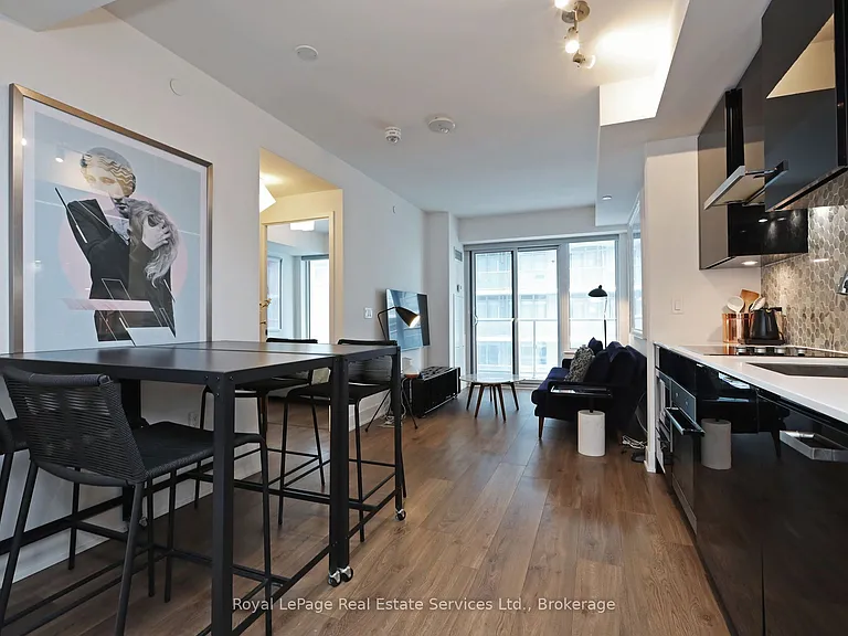 99 Broadway Ave S #2107 — Photo 6