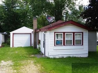 818 Barnum Rd, Rockford, IL 61109