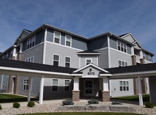 6176 Blendon Dr APT 302, Hudsonville, MI 49426