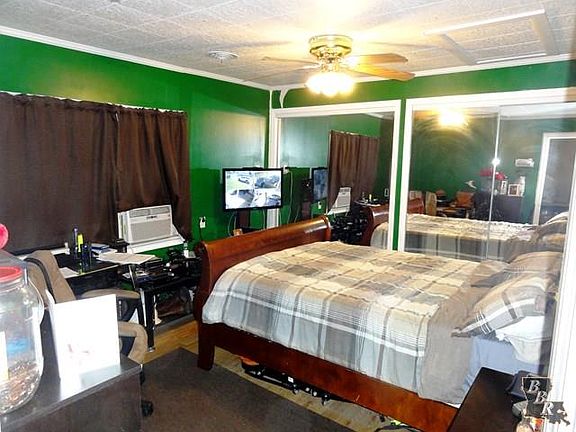 5th image of 100 Ephie St