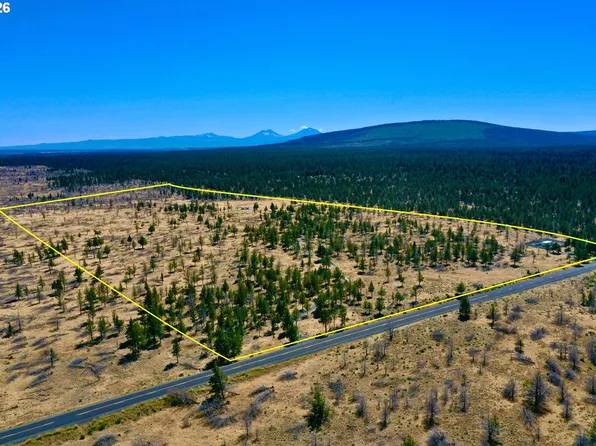 12969 SW Graham Rd, Culver, OR 97734