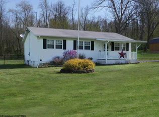 9 Mirkwood St, Farmington, WV