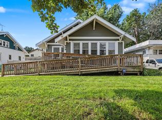 909 Arthur Ave, Des Moines, IA 50316