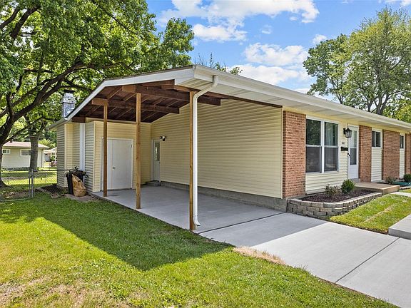 2nd image of 265 Wren Dr