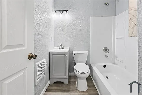 3440 Potomac St — Photo 7