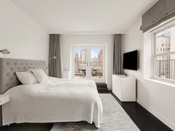 923 Fifth Avenue image 11 of 13