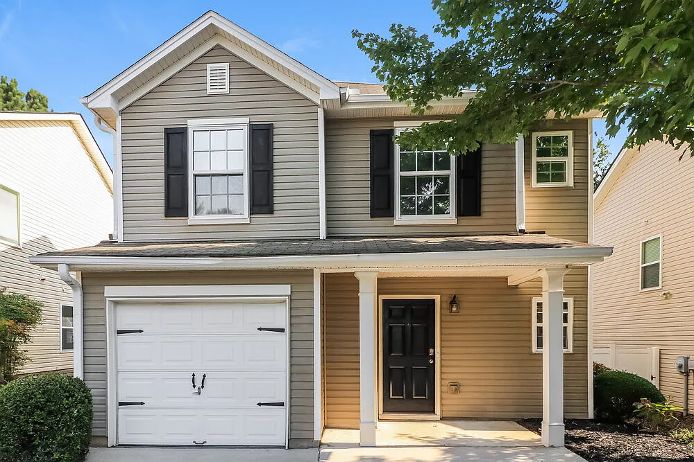 305 Silver Spring St photo 1