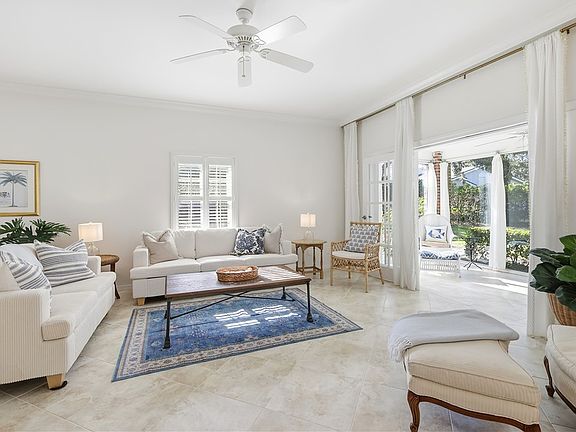 5th image of 121 E Park Shores Cir APT 32E