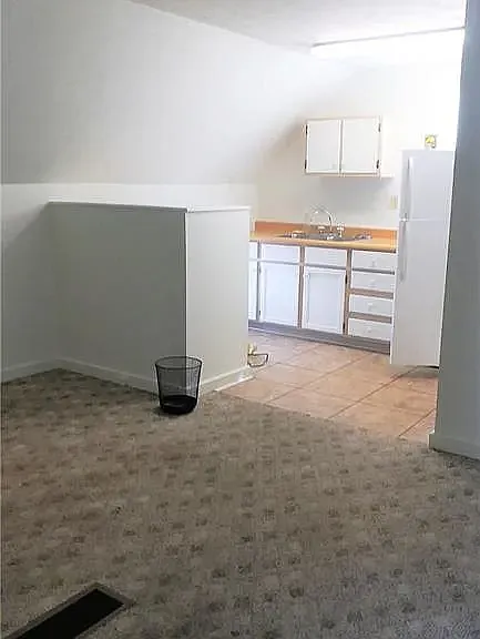 1109 Central Ave #B — Photo 4